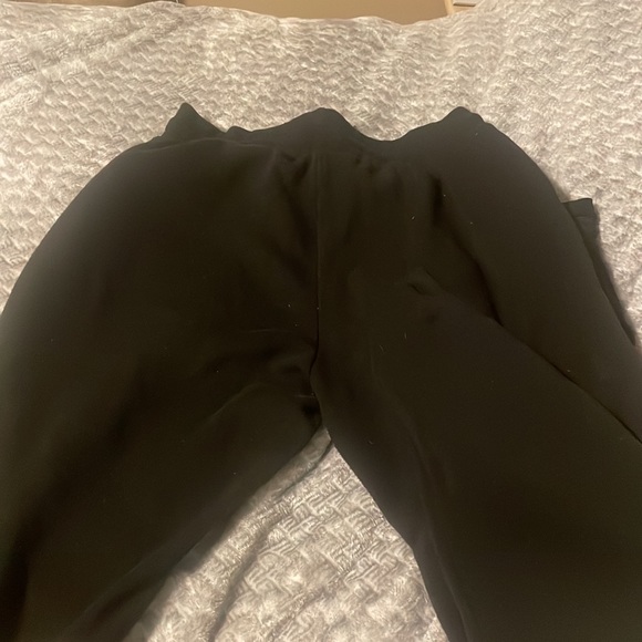 Used! Has drawstring. - Picture 3 of 3